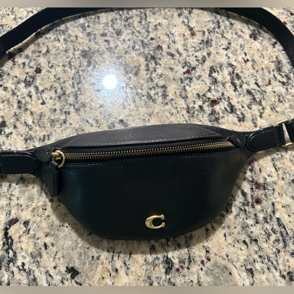 COACH black Leather Fanny pack
